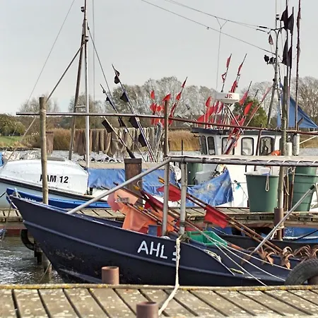Apartmán Haus Unter Den Drei Baeumen - Urlaub Auf Der Sonneninsel Usedom Zirchow
