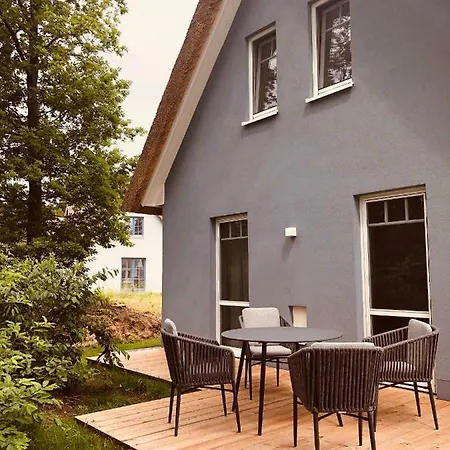 Haus Unter Den Drei Bäumen - Urlaub Auf Der Sonneninsel Usedom * Zirchow